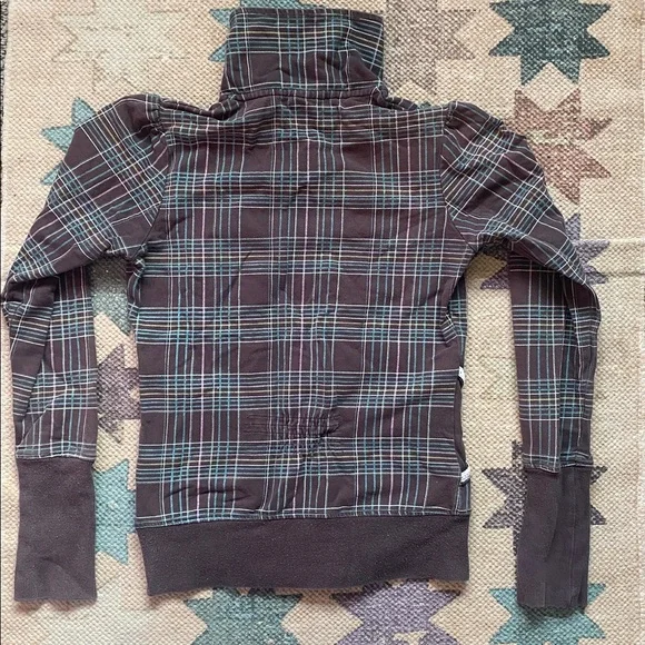 twik zip up - Picture 2 of 4